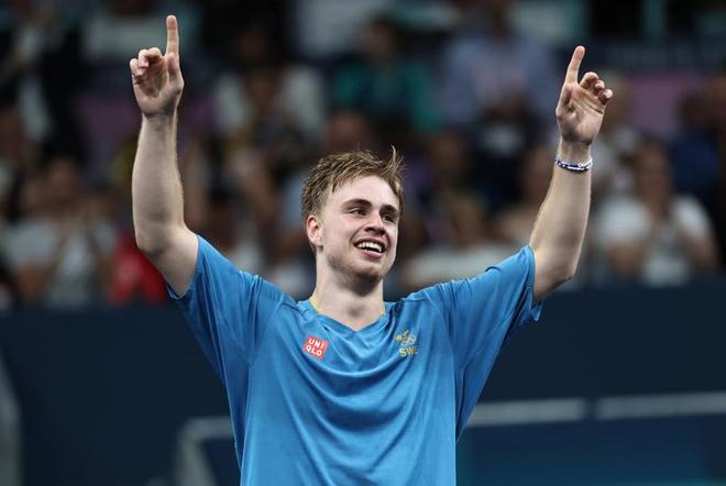 徐根宝：我赛前发烧到39度；银牌铜牌的价值比金牌差太多了