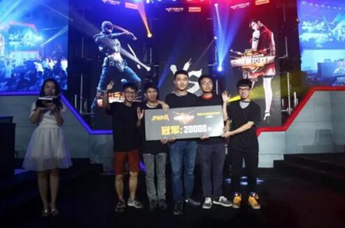 巴尔吉闪耀维拉马林，精彩进球与助攻助巴萨逆转贝蒂斯