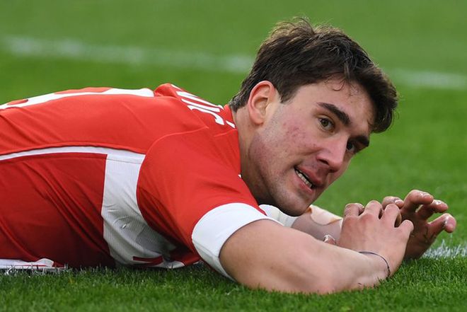 中尤为重要 中尤为重要